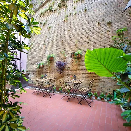 Bed & Breakfast La Chiostrina 3*